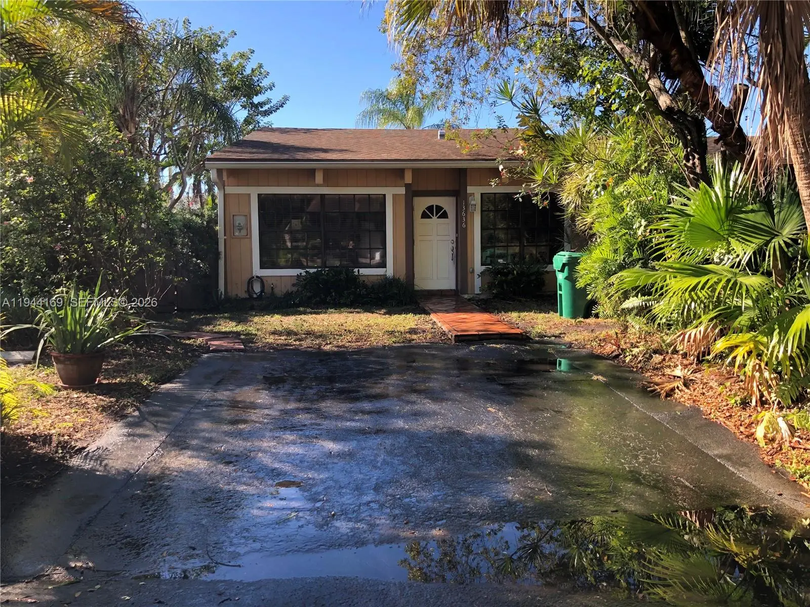 Photo of Listing #A11944169