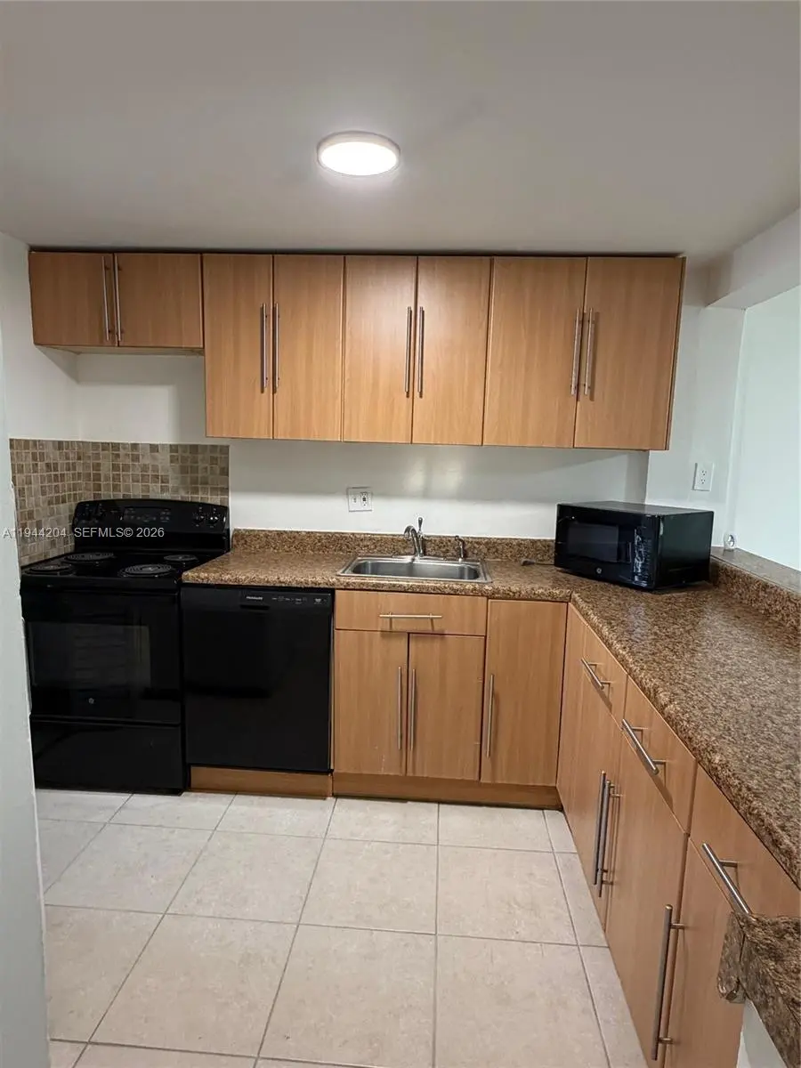 Photo of Listing #A11944204