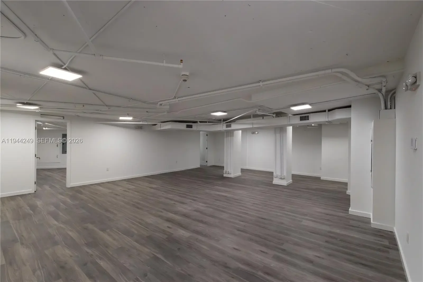 Photo of Listing #A11944249