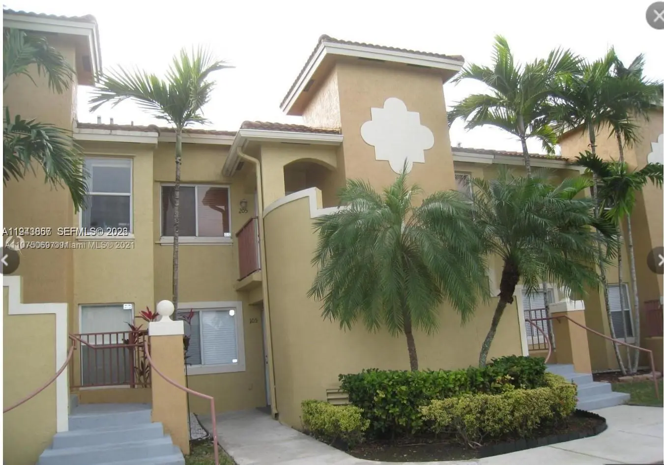 Photo of Listing #A11943867