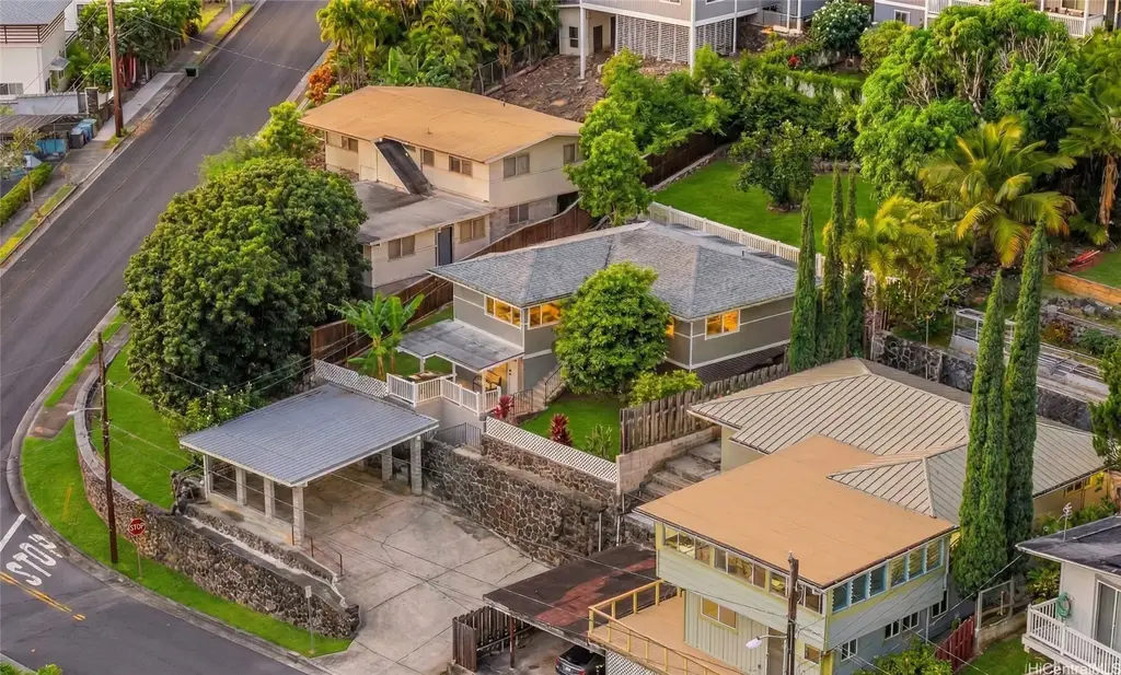855 Kainoa Place, Honolulu