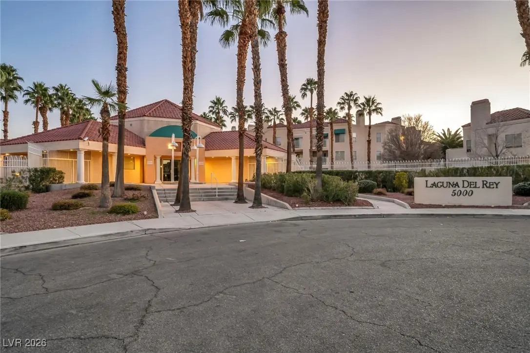 Photo of Listing #2746299