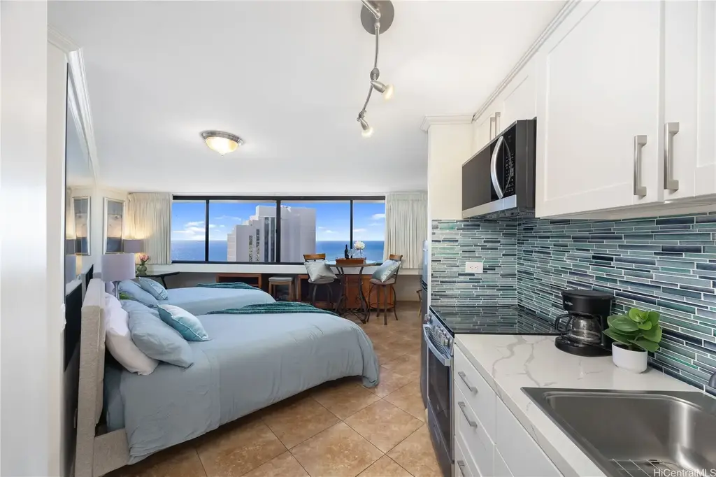 1700 Ala Moana Boulevard # 3801, Honolulu