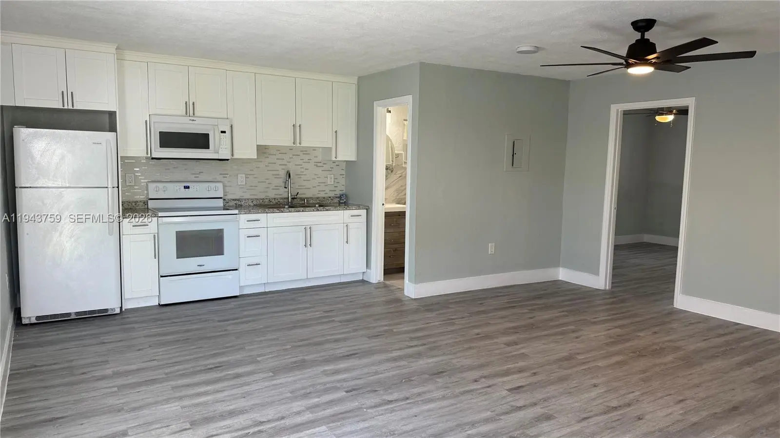 Photo of Listing #A11943759