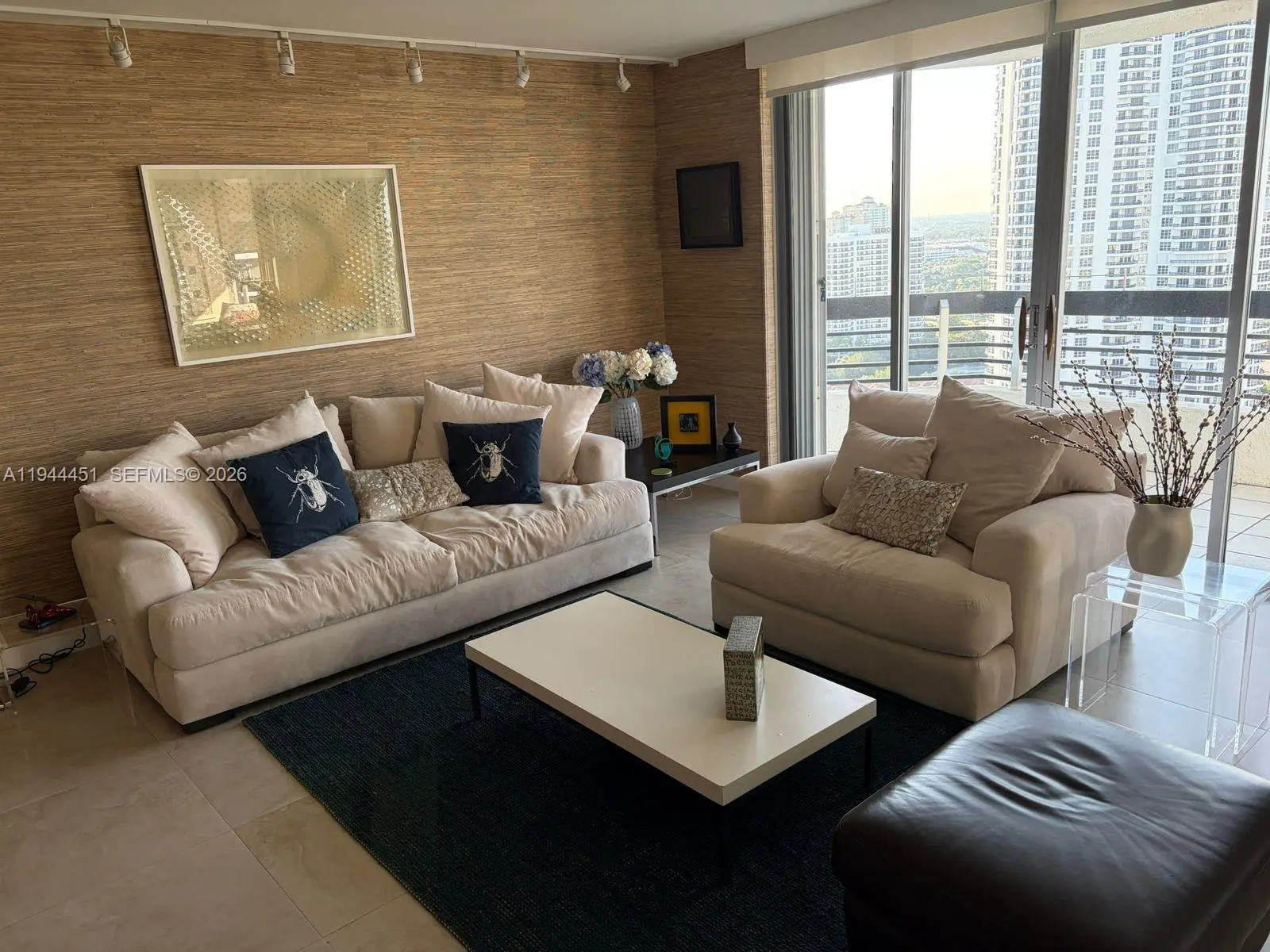 Photo of Listing #A11944451