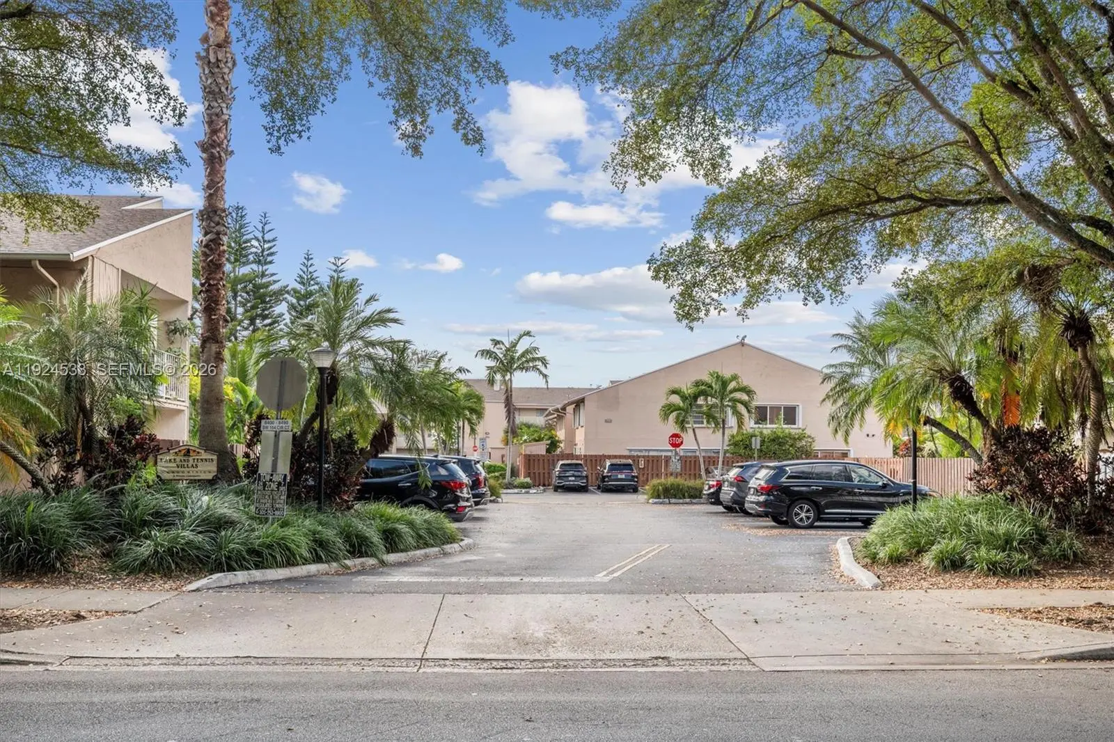 Photo of Listing #A11924533