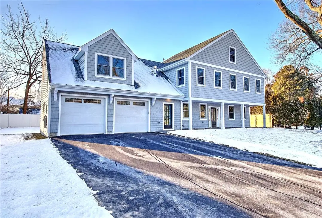 5 Hancock Rd, Barrington