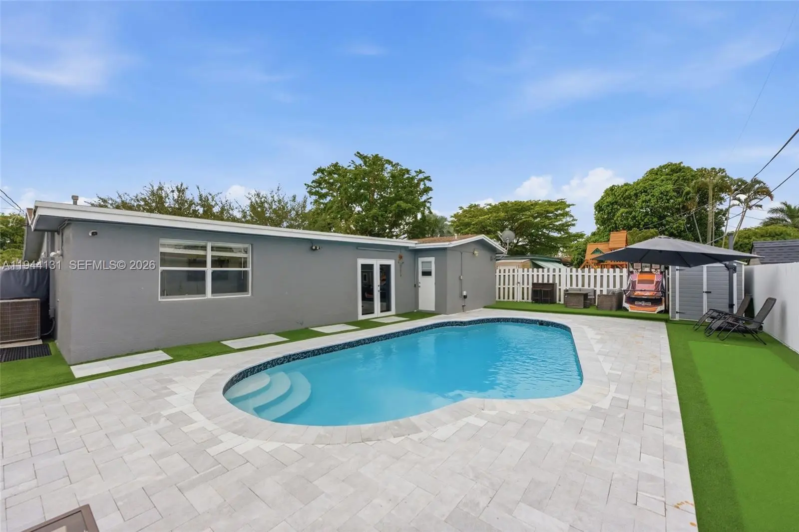 Photo of Listing #A11944131