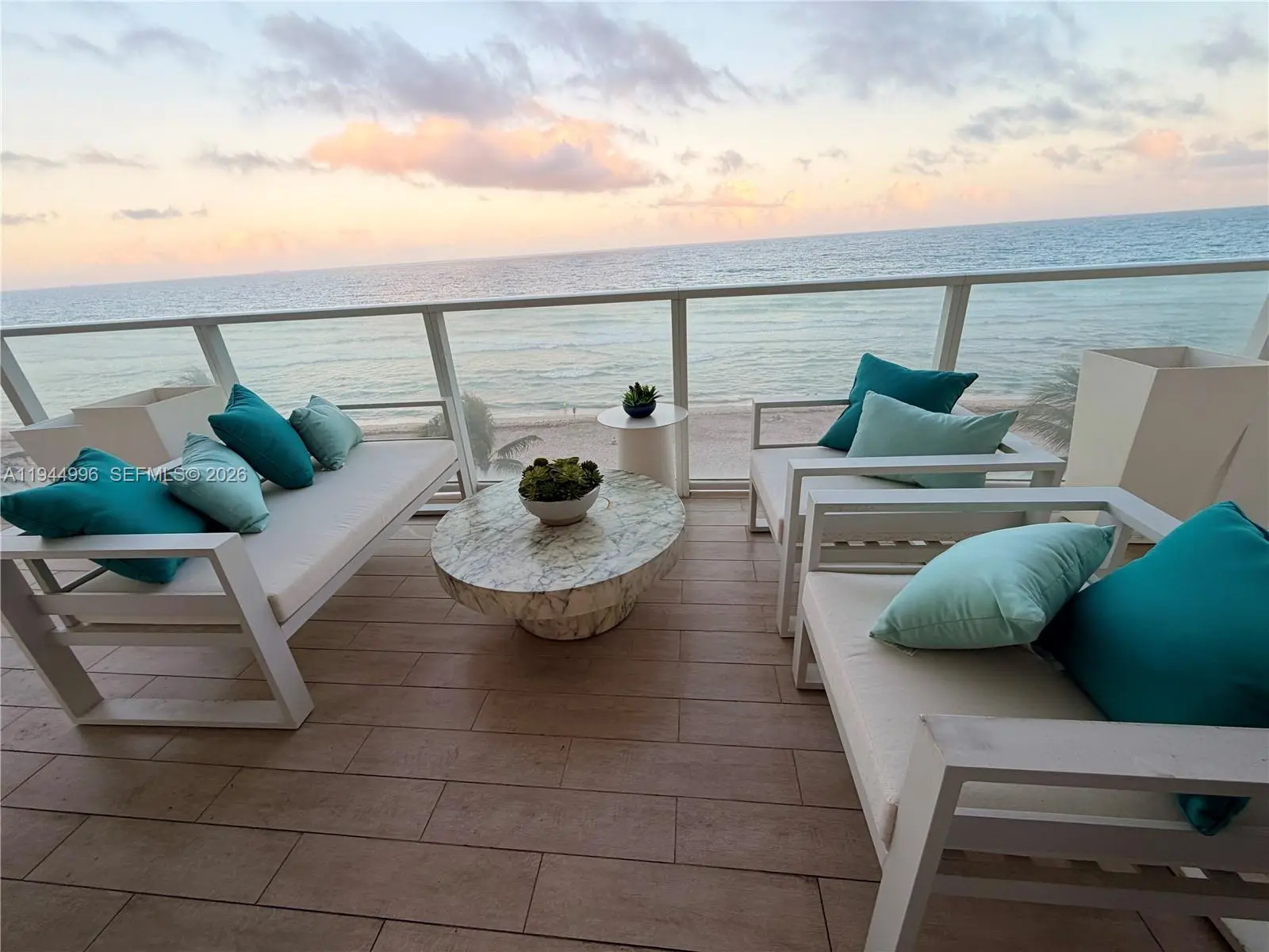 Photo of Listing #A11944996