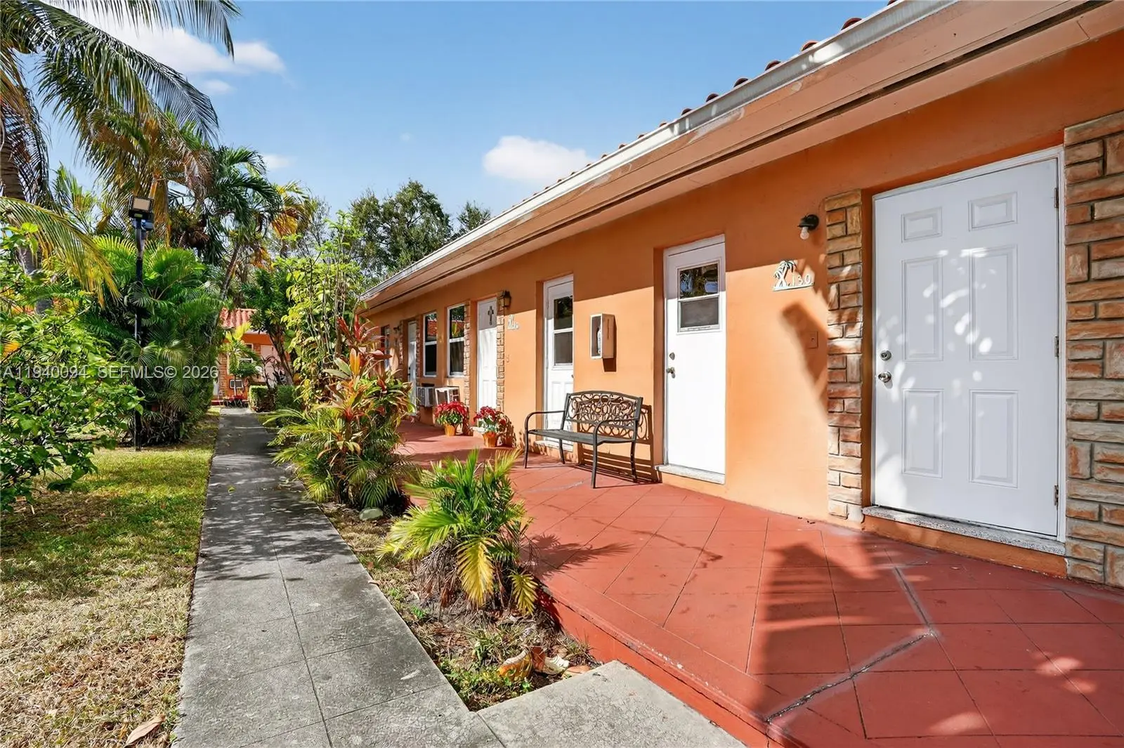 Photo of Listing #A11940094