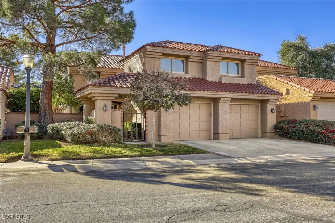 Photo of Listing #2747698