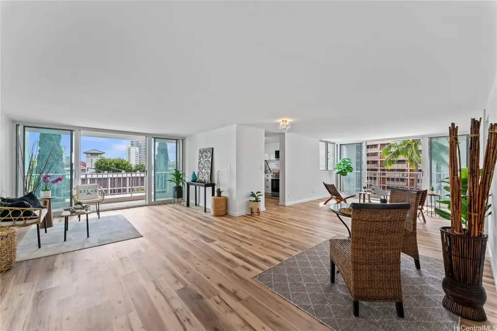 1130 Wilder Avenue # 301, Honolulu