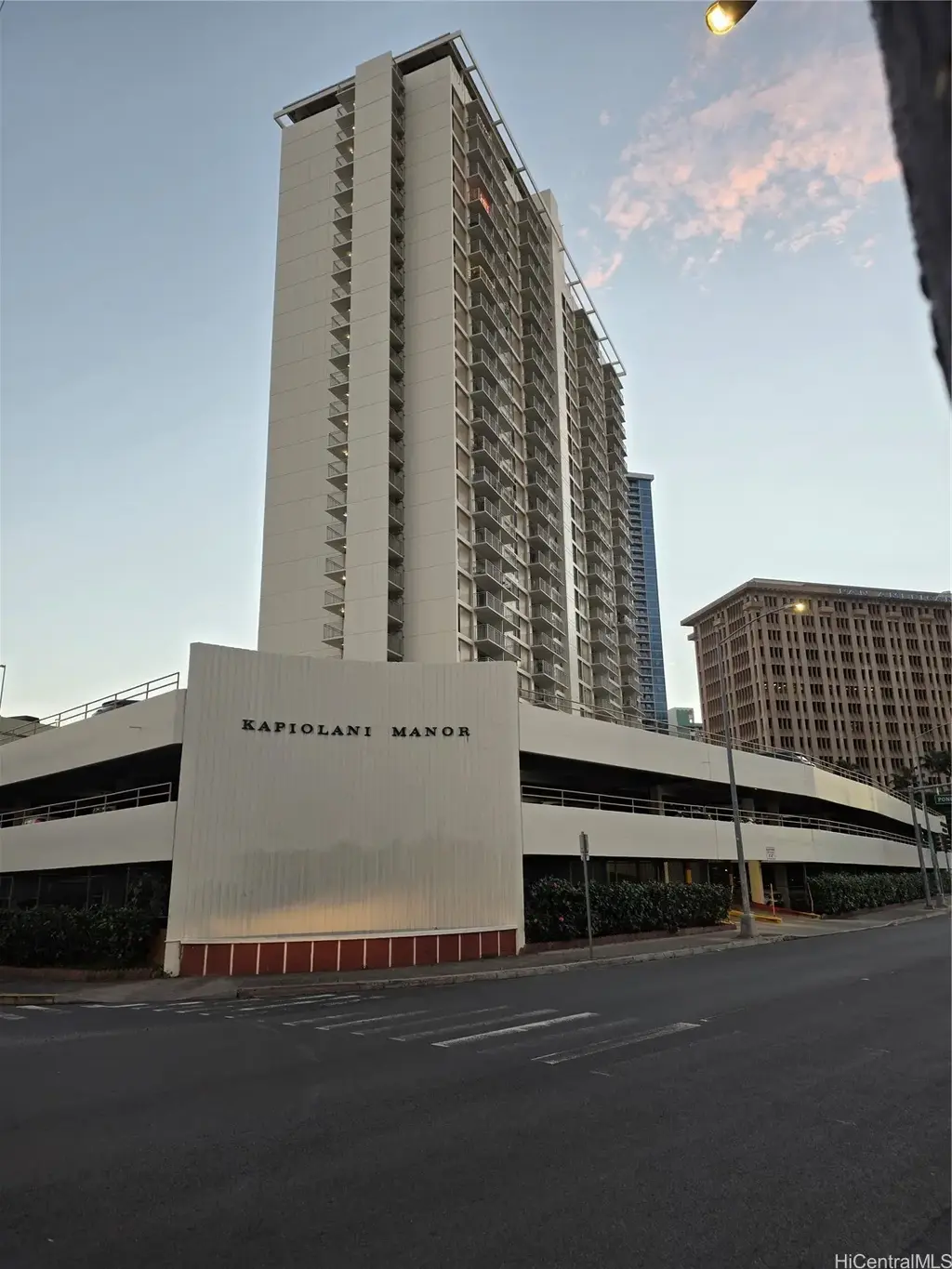 1655 Makaloa Street # 1901, Honolulu