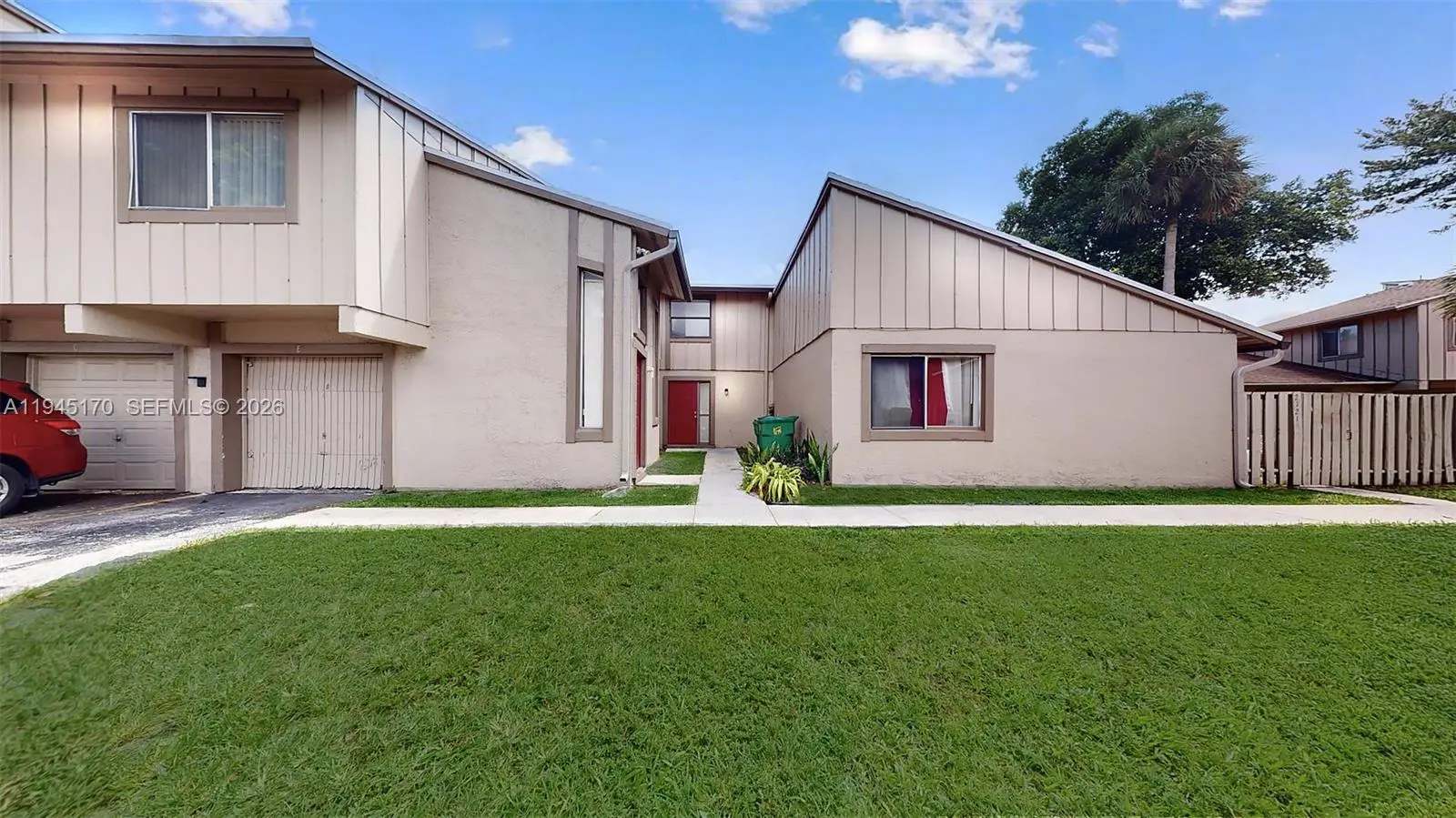 Photo of Listing #A11945170