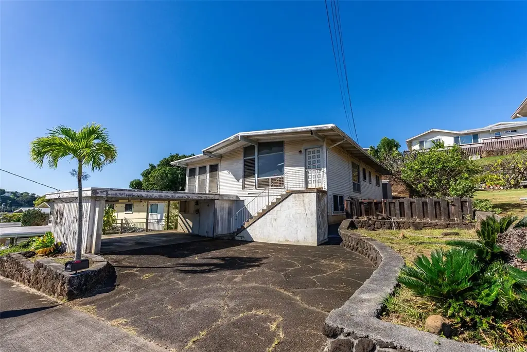 1468 Onipaa Street, Honolulu
