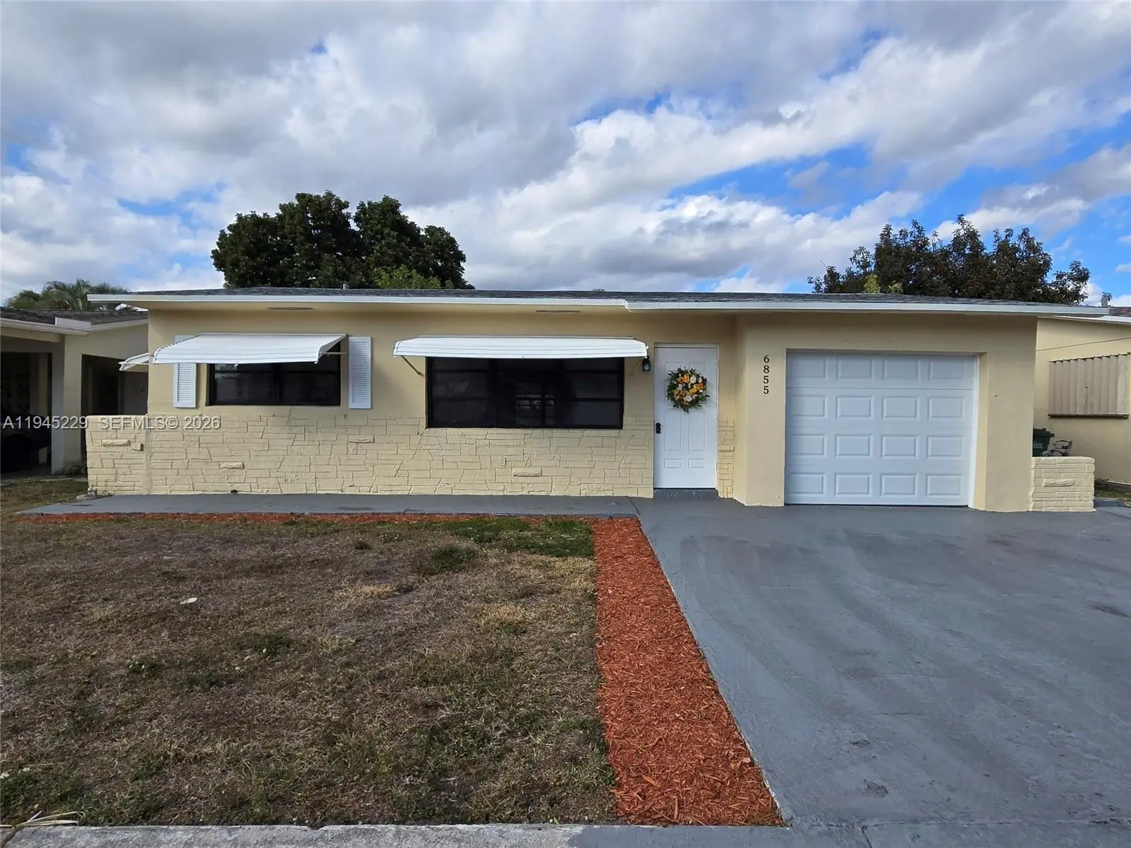 Photo of Listing #A11945229