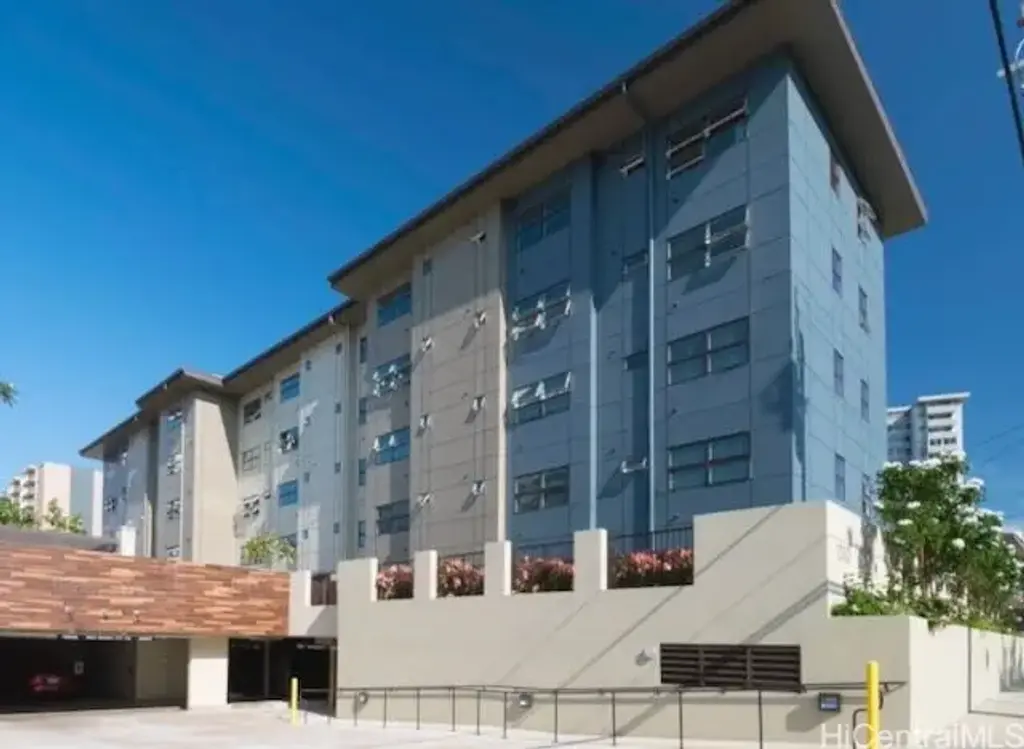 1310 Pensacola Street # 201, Honolulu