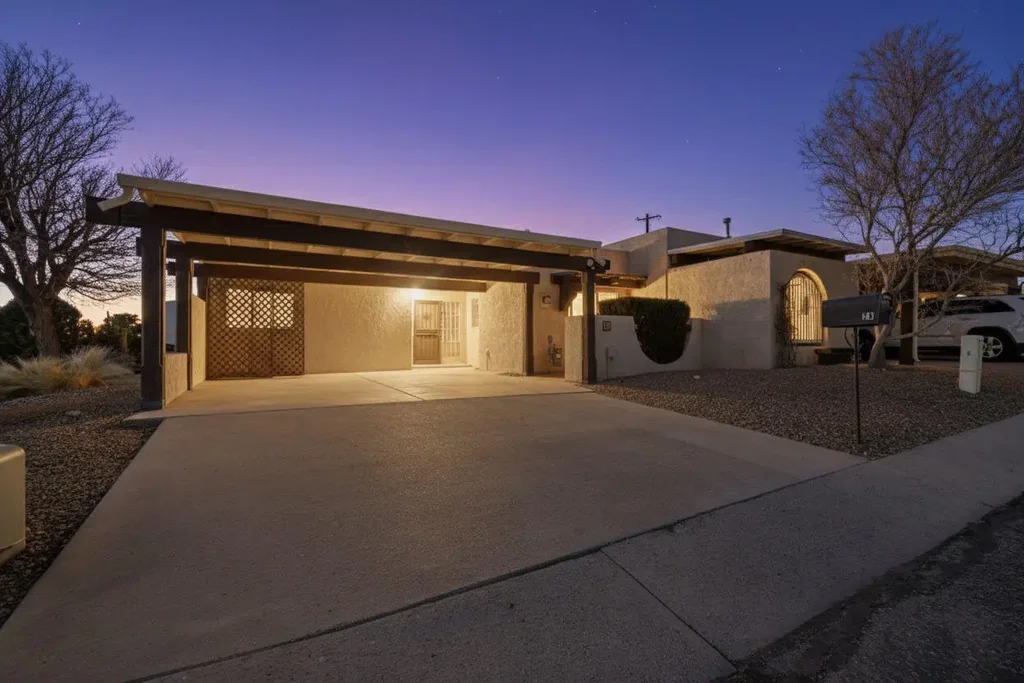 34 Casa Hermosa Drive Ne, Albuquerque