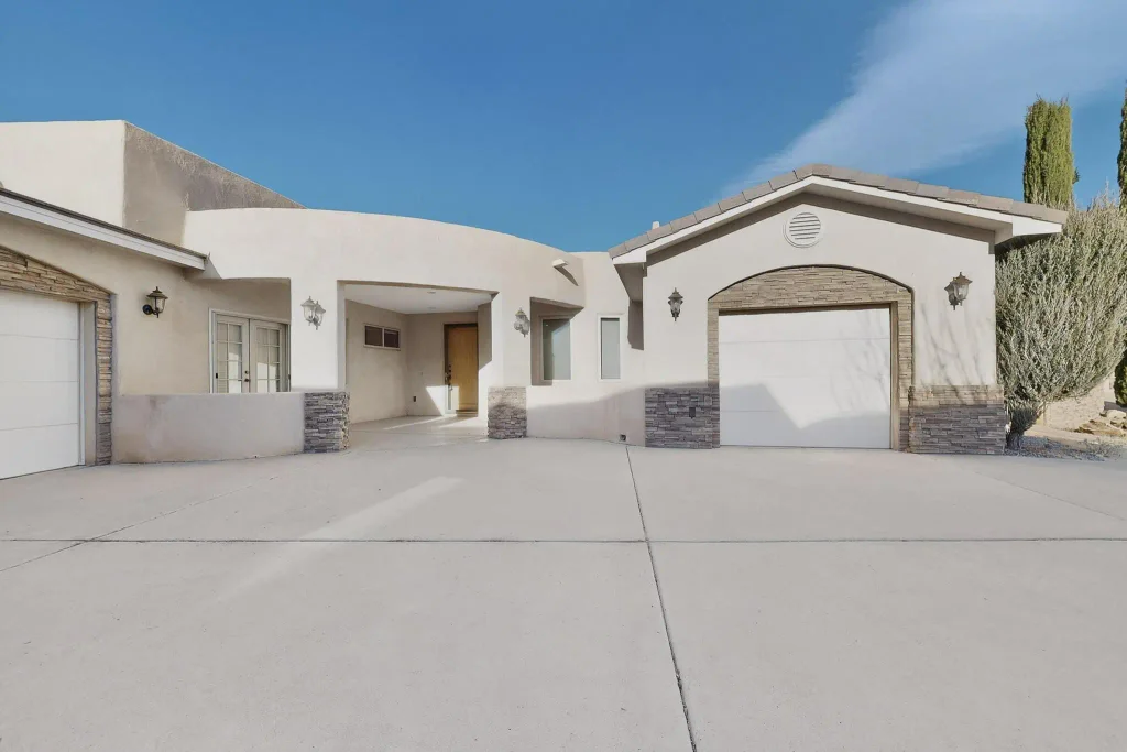 8223 Grape Arbor Court Ne, Albuquerque