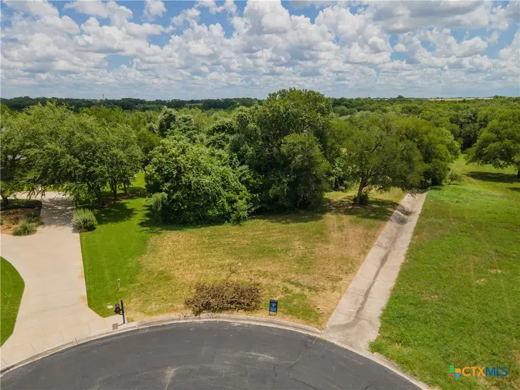 1931 Monterrey Oak, Seguin