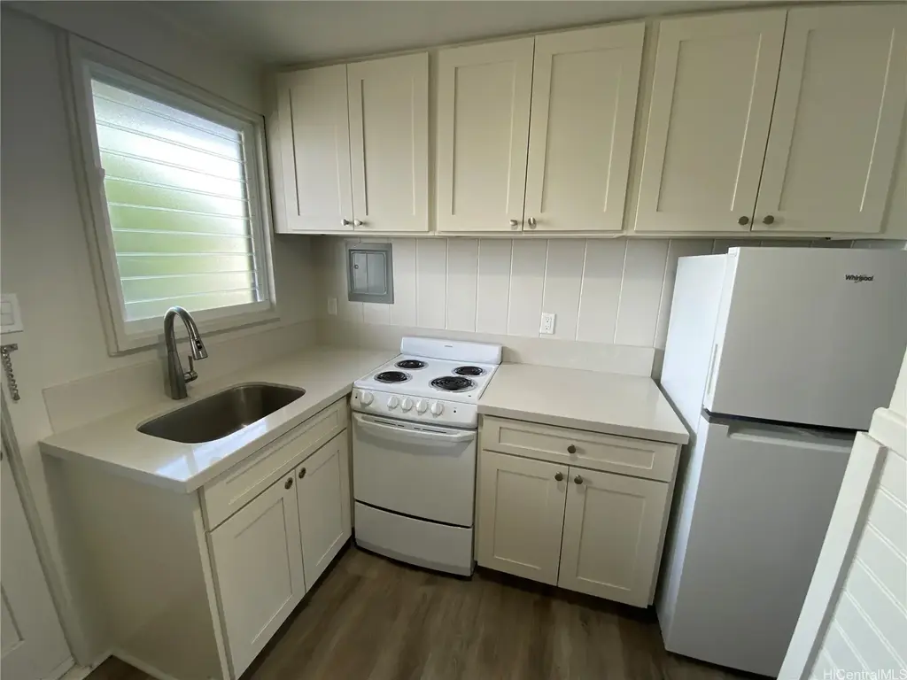 120 Kihapai Street # 9, Kailua