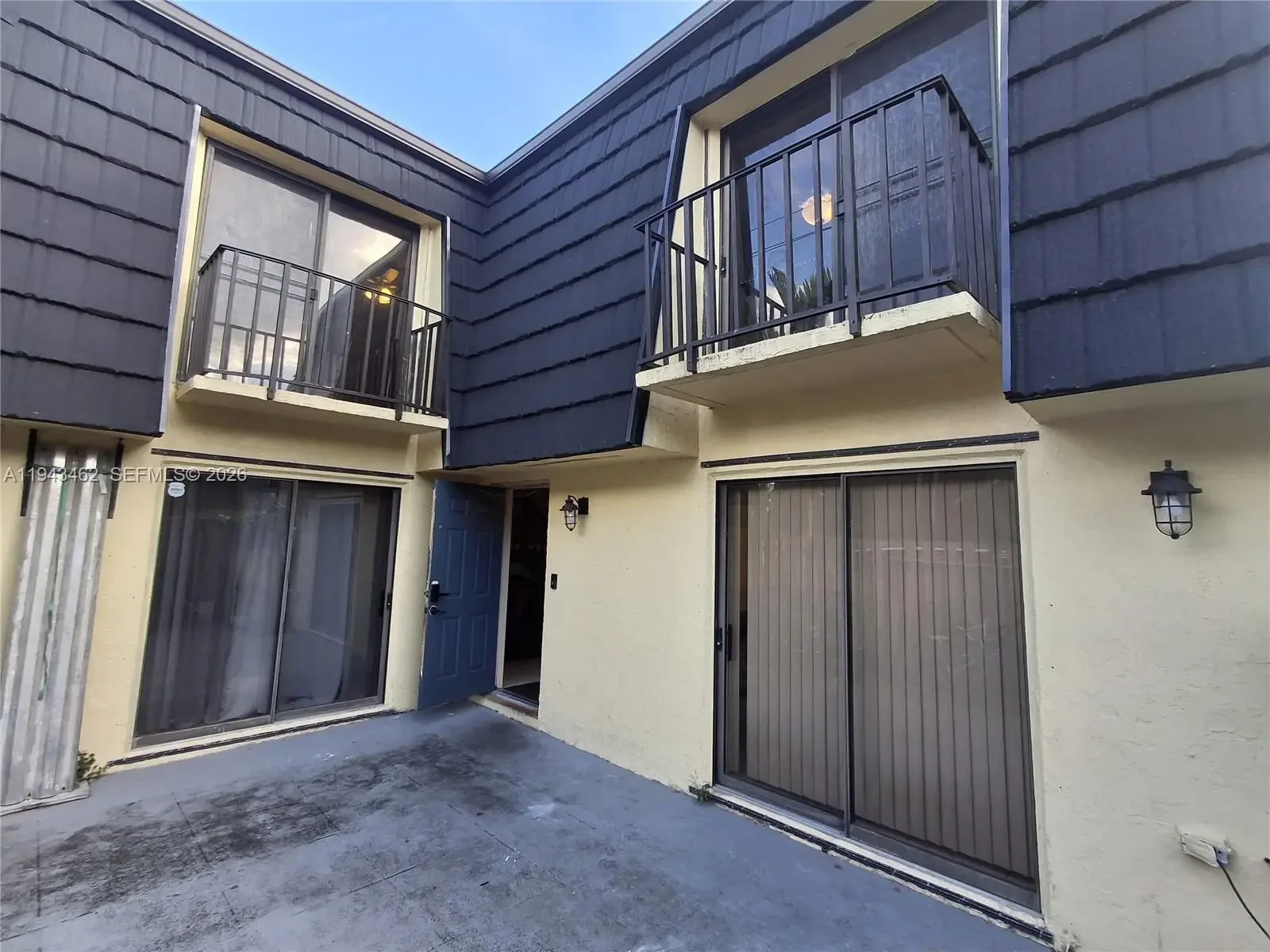 Photo of Listing #A11943462