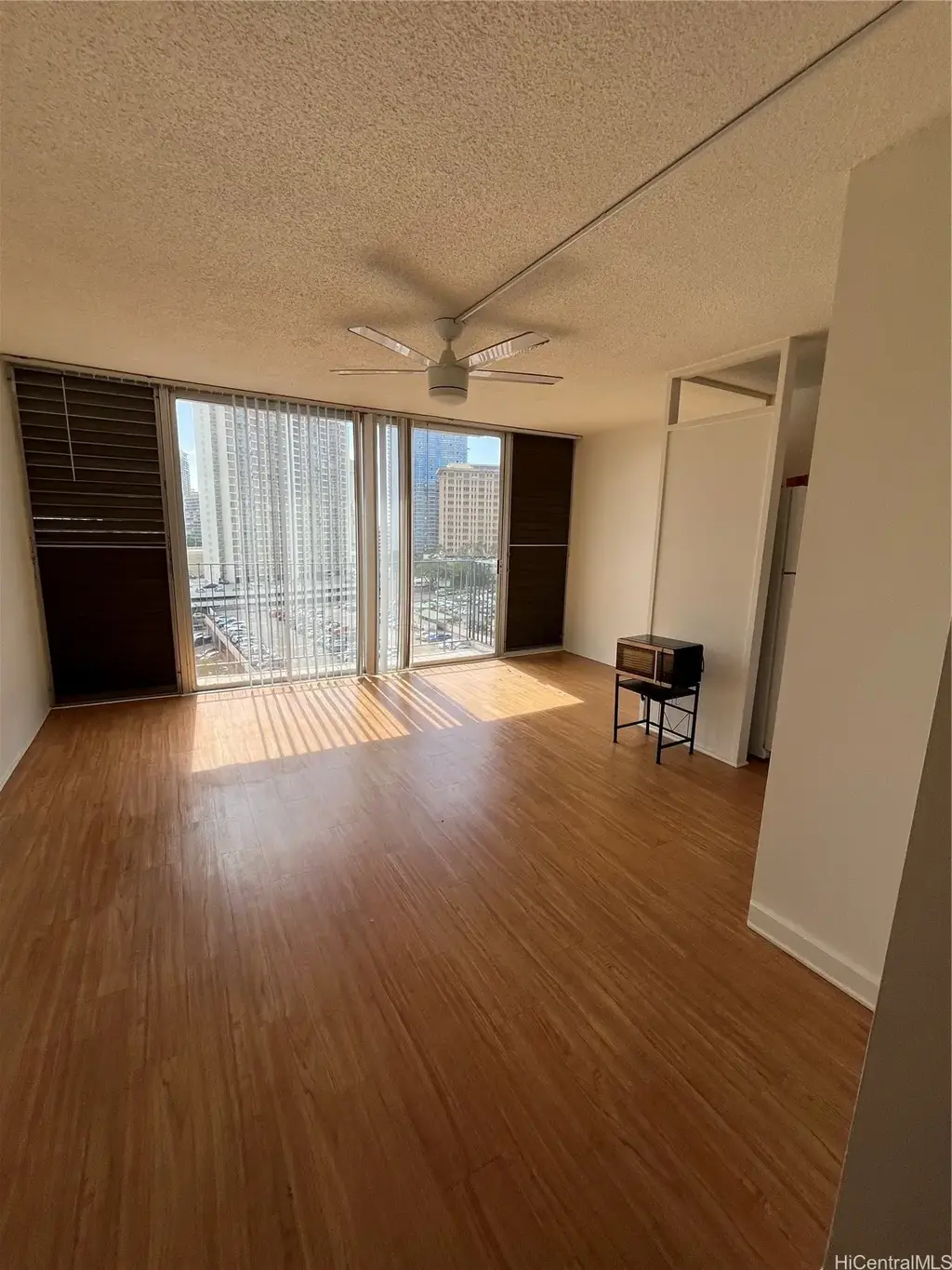 1650 Kanunu Street # 1011, Honolulu