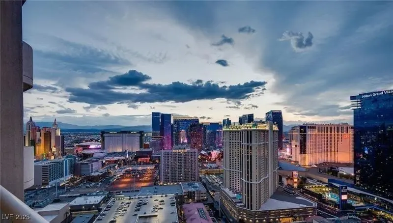 145 Harmon Avenue 1021, Las Vegas