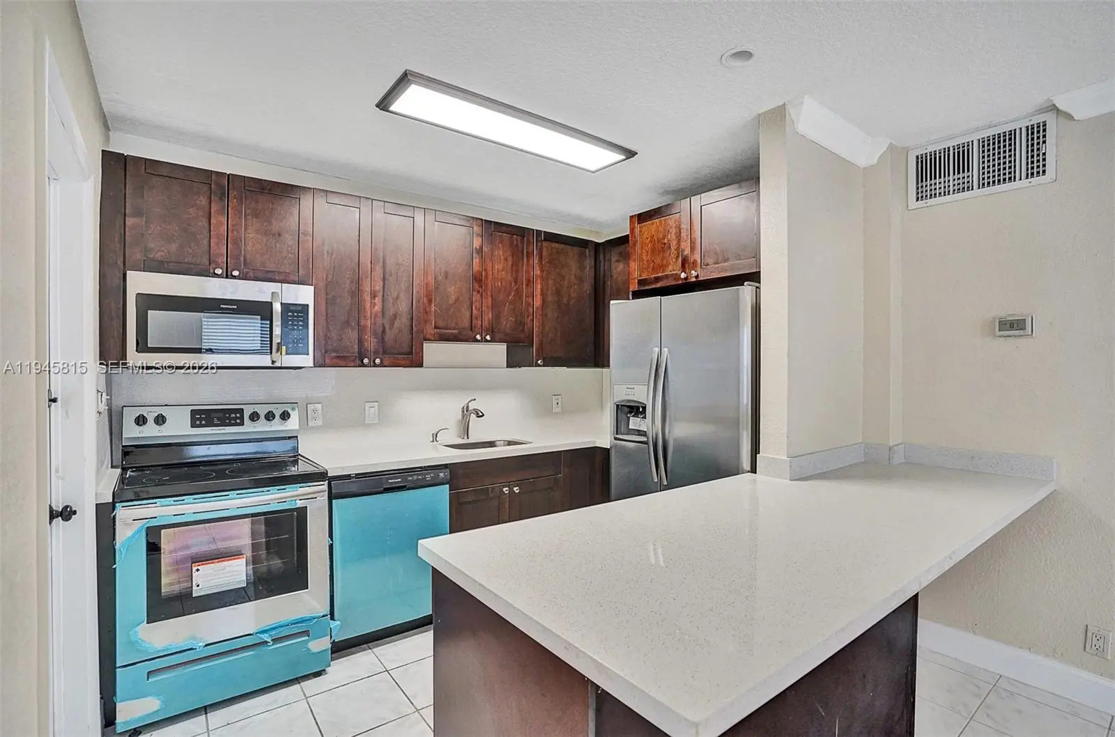 Photo of Listing #A11945815