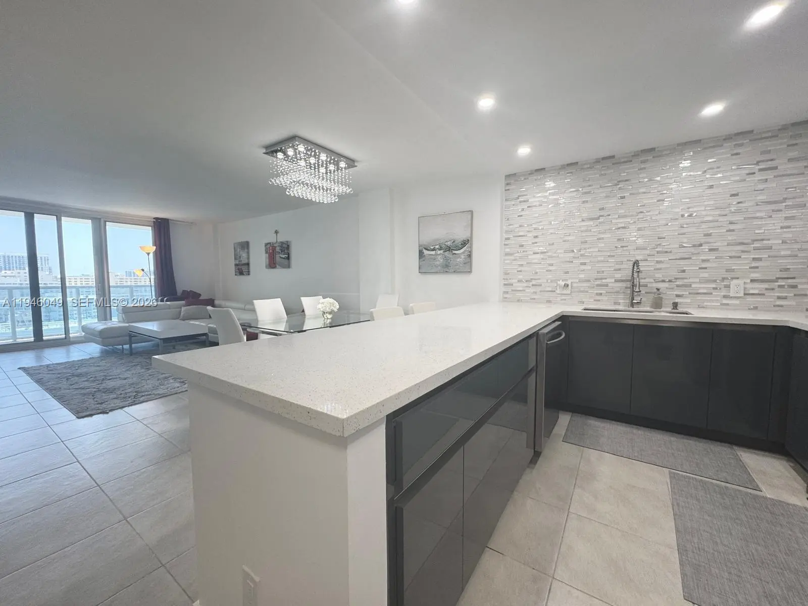 Photo of Listing #A11946049