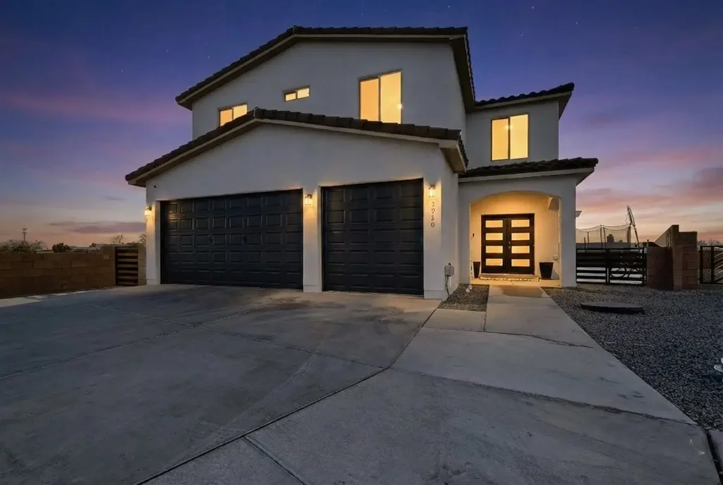 3930 Jaxson Lane, Santa Fe