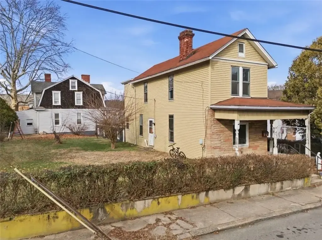 420 Carson Street, Monongahela