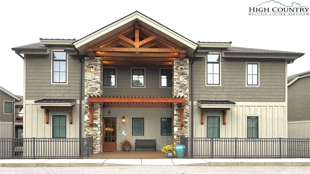 167 Cone Vista Circle # 302, Blowing Rock