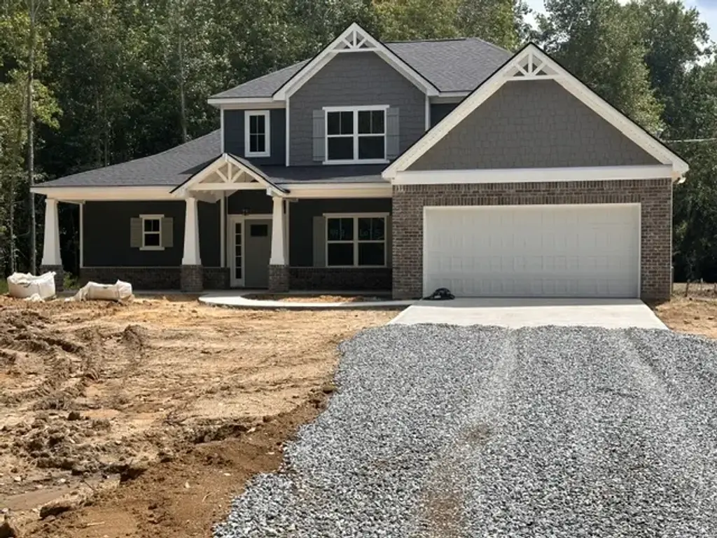 998 Lee Rd 126, Opelika