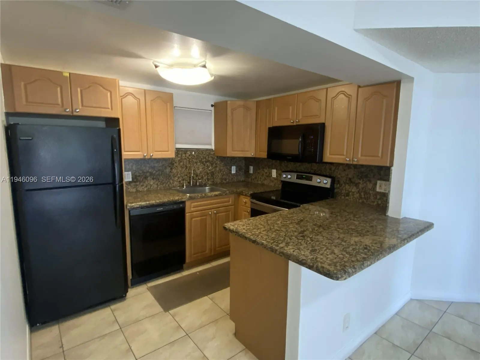 Photo of Listing #A11946096