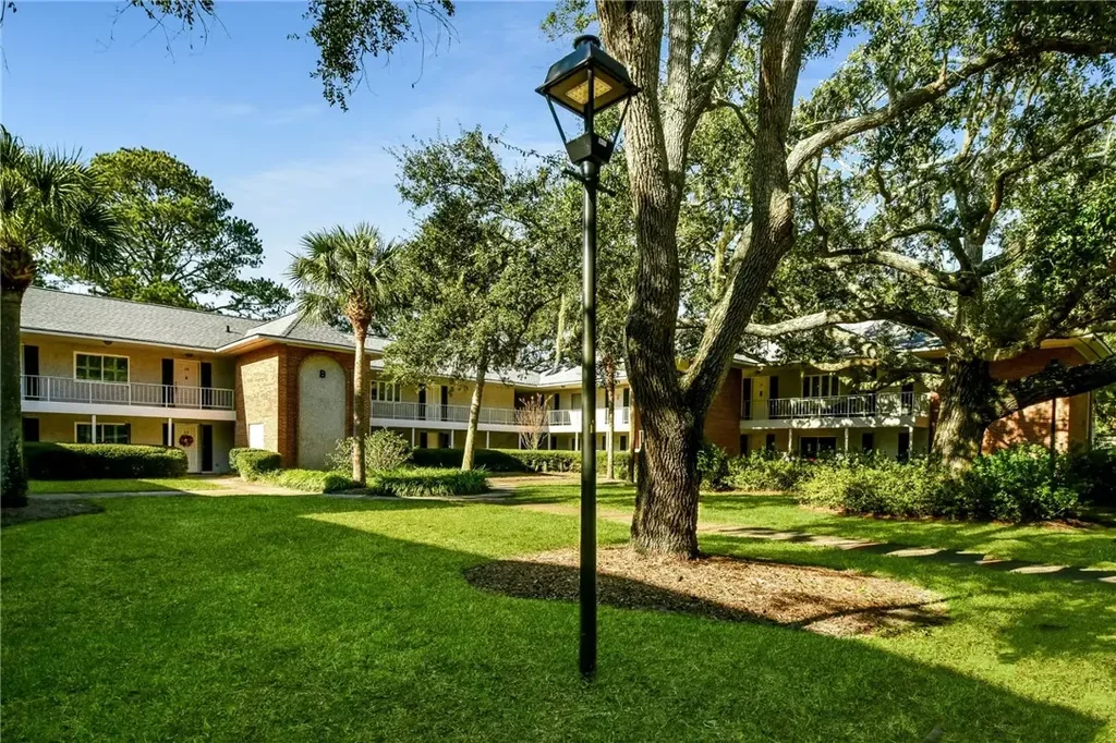300 North Windward  Bldg B Drive #218, St Simons Island