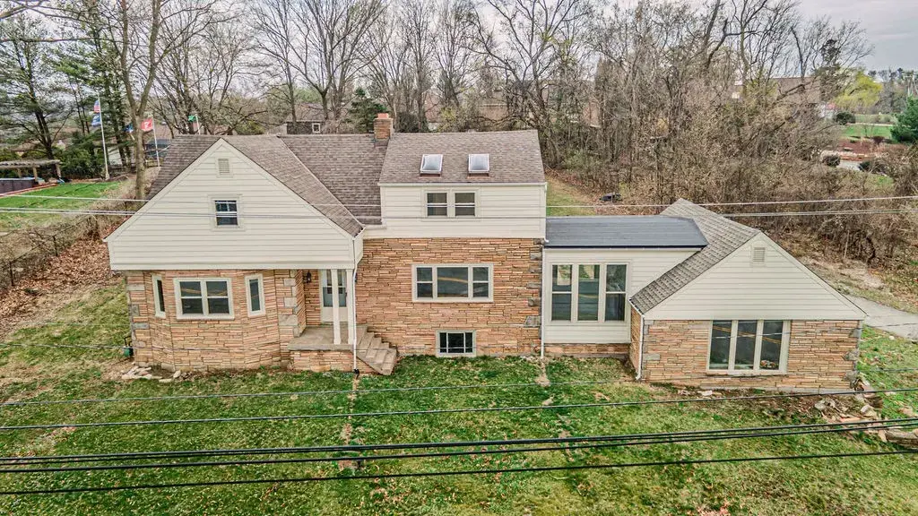 1435 Morrow Road , Upper St Clair