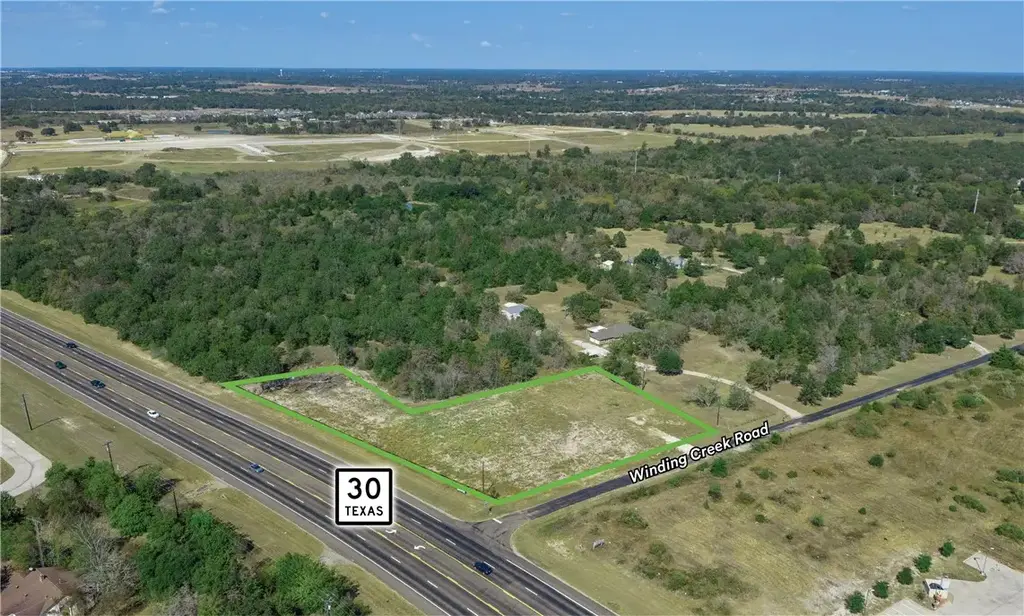 4611 Winding Creek, College Station