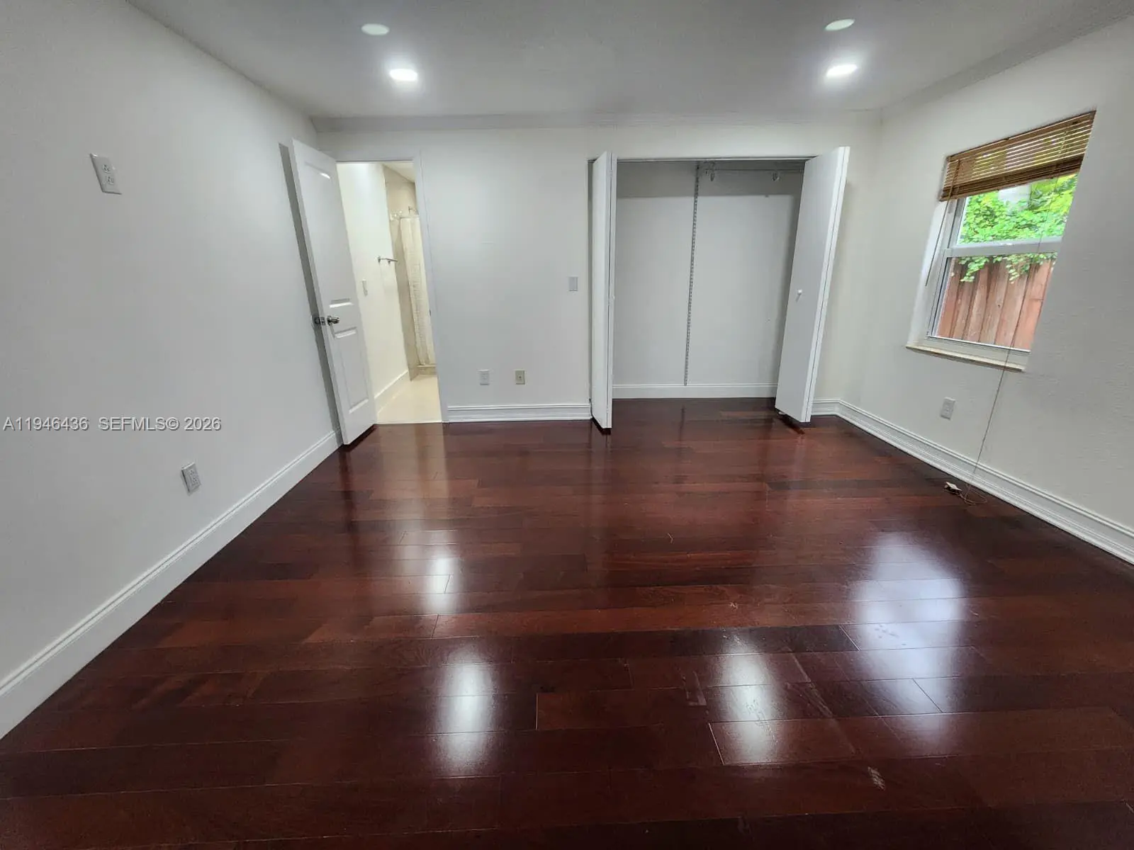 Photo of Listing #A11946436