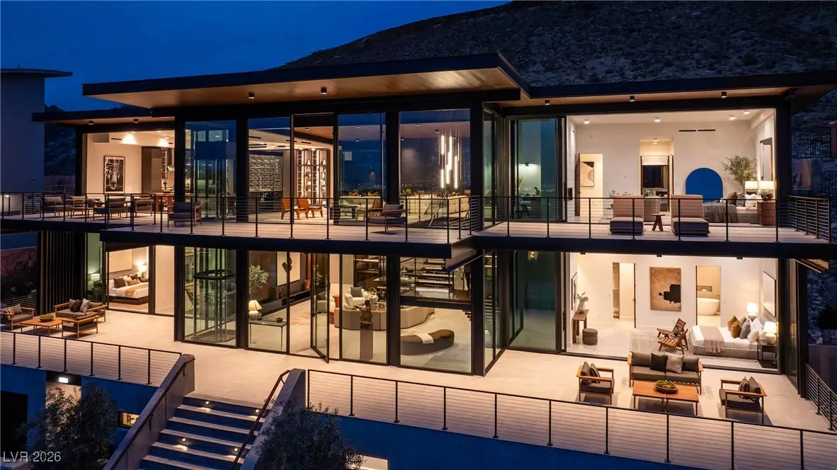 Photo of Listing #2748020