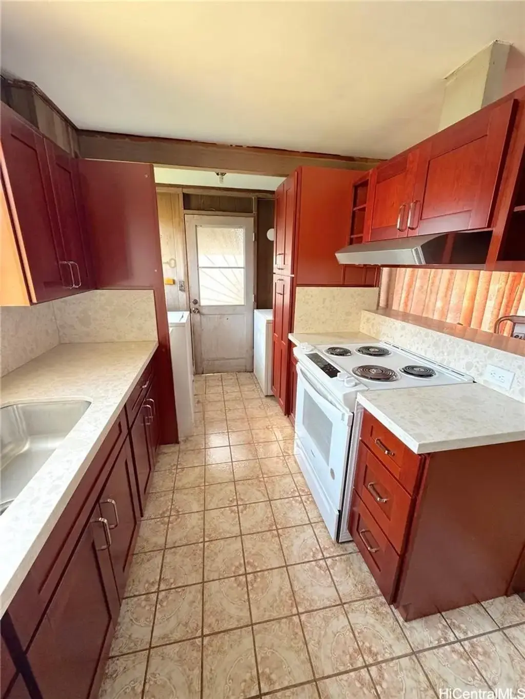91-521 Aikanaka Road, Ewa Beach