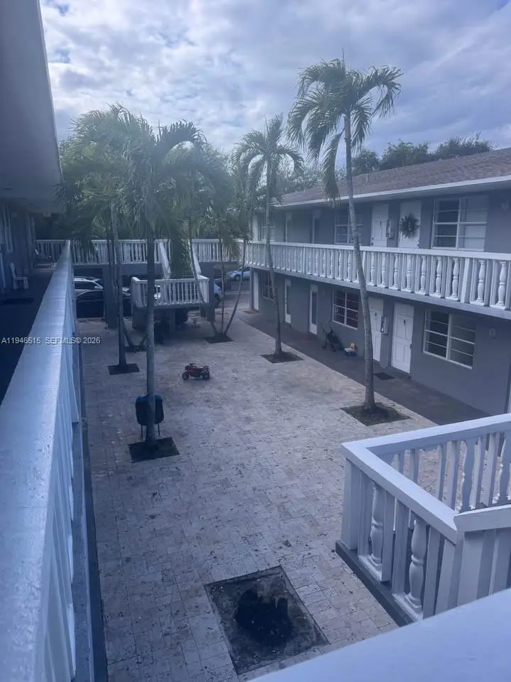 Photo of Listing #A11946515