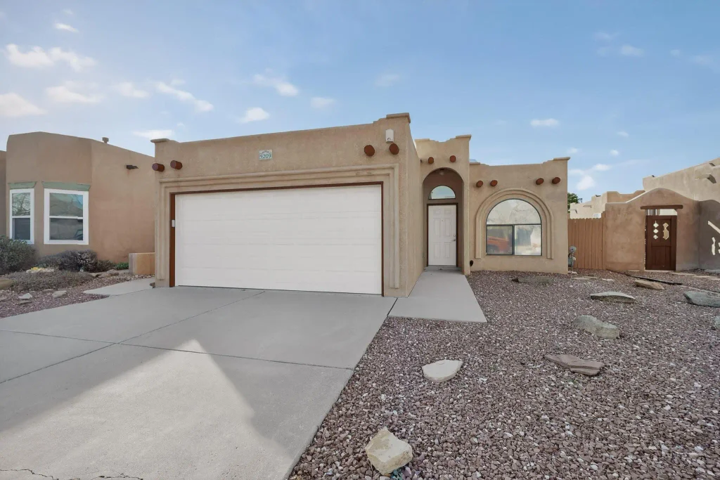 5209 Valentino Street Nw, Albuquerque
