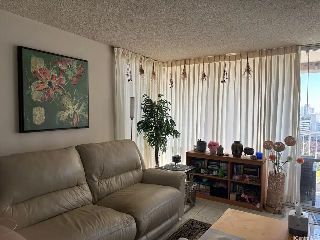 1617 Keeaumoku Street # 808, Honolulu