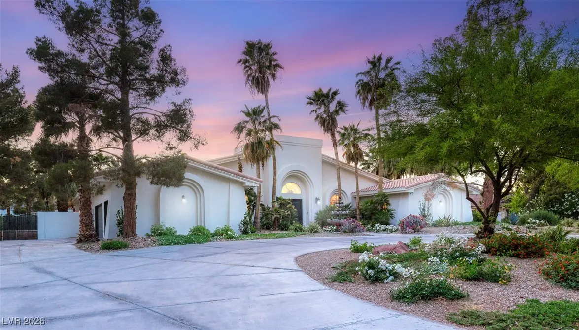 Photo of Listing #2745872