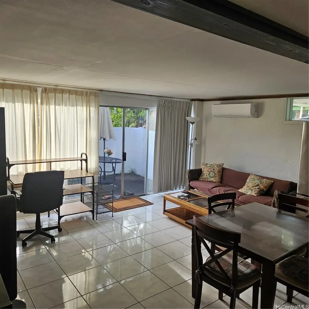1927 Mott Smith Drive, Honolulu