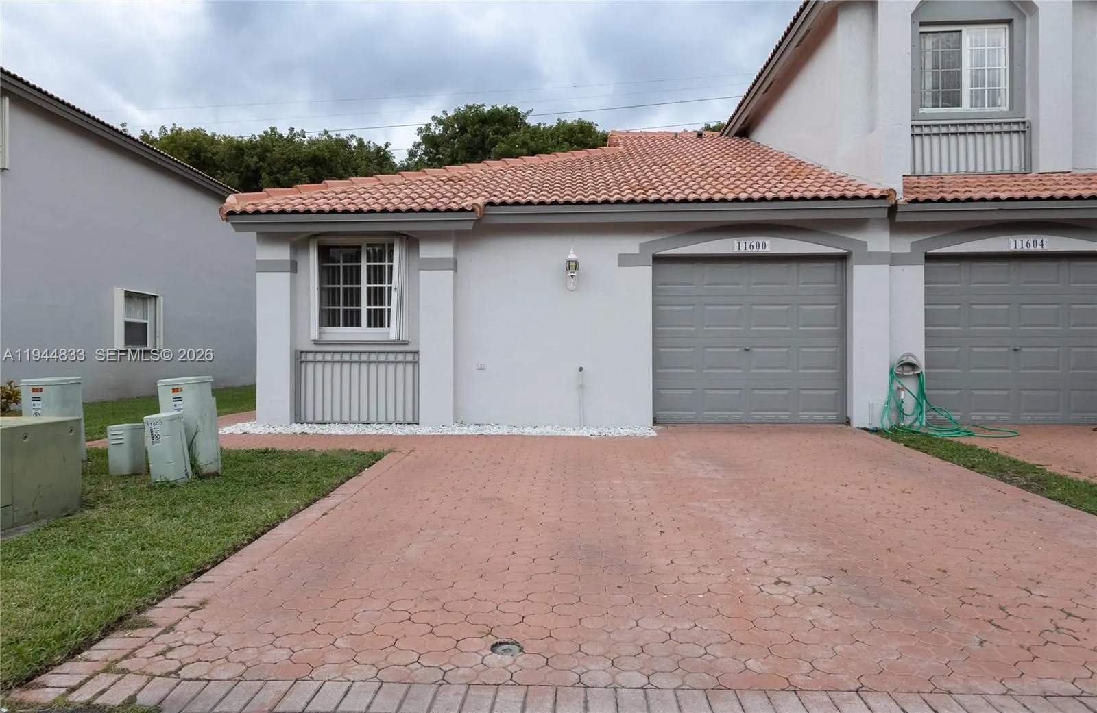 Photo of Listing #A11944833