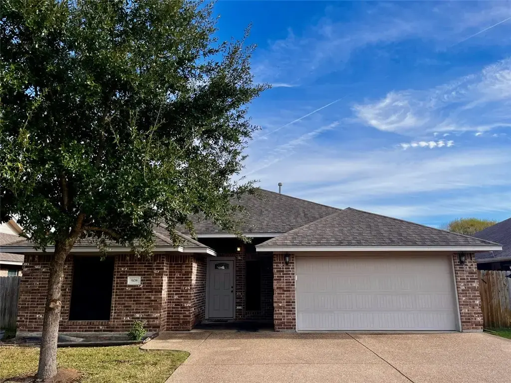 908 Emerald Dove Avenue, College Station