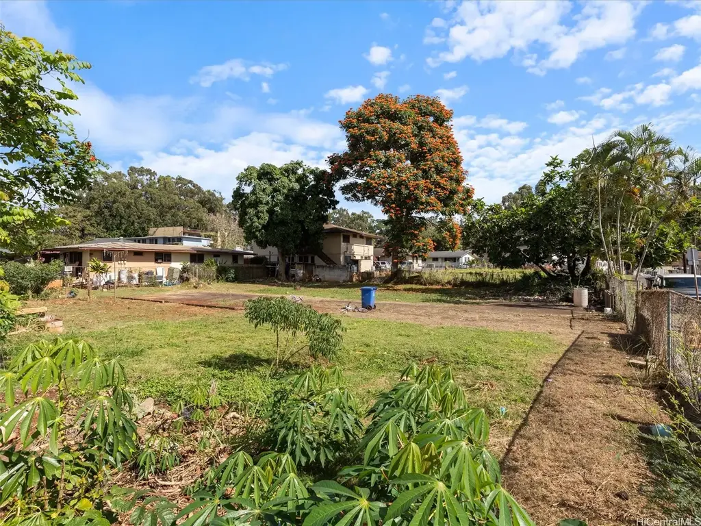 33 Lakeview Circle, Wahiawa