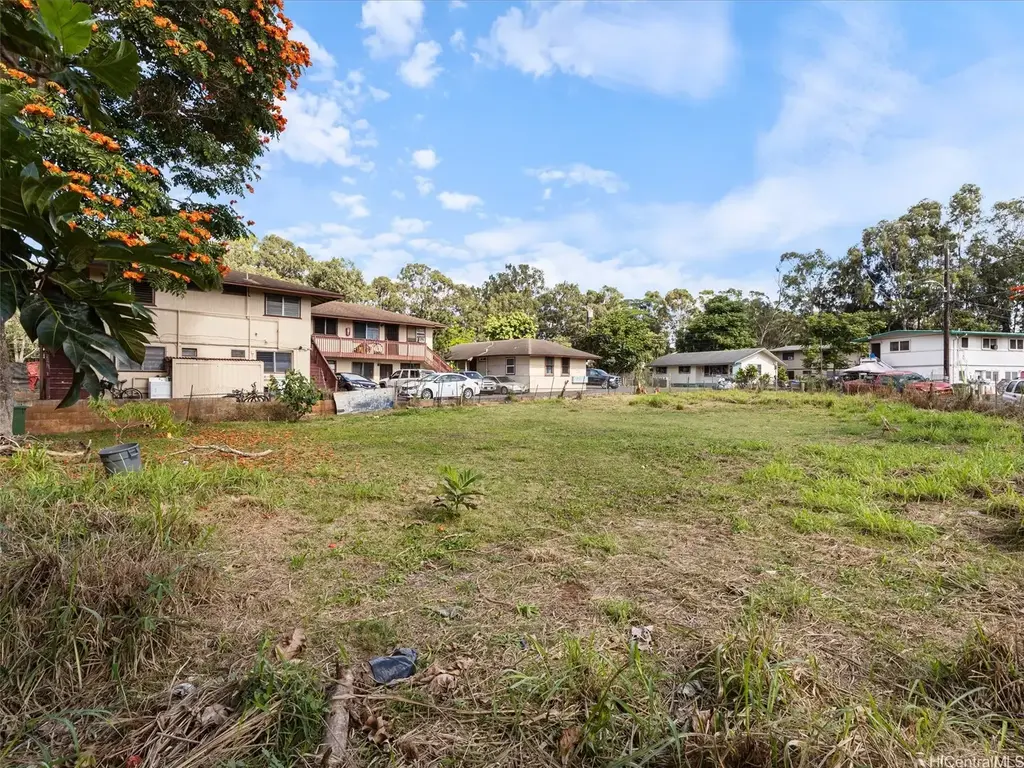 61 Lakeview Circle, Wahiawa